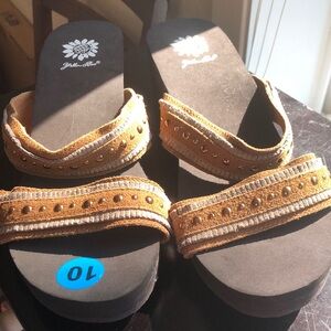 Yellow Box brown two strap slip on sandals size 10